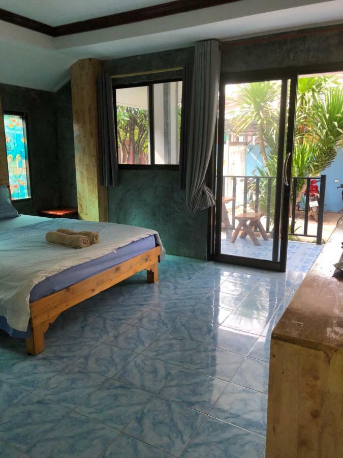 Poopreaw Koh Larn Apartamento Exterior foto