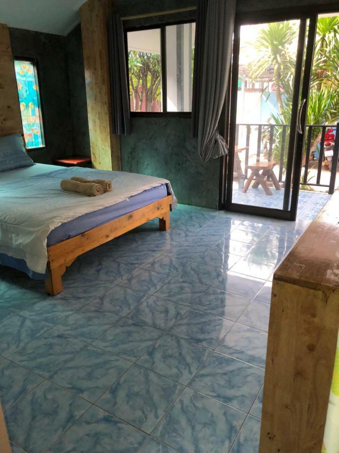 Poopreaw Koh Larn Apartamento Exterior foto